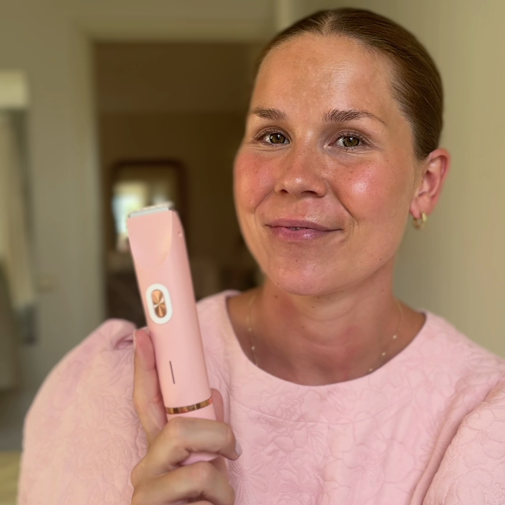 EasySmooth™ 2-in-1 Ladyshave  – Intiem scheren zonder irritatie, snijwondjes of stress